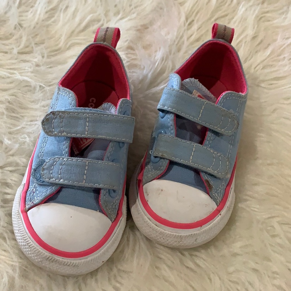 Girls Baby Blue and pink Converse
